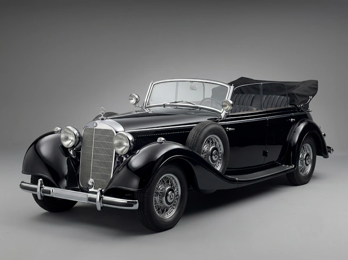 Mercedes-Benz “Grosser Mercedes” Tourenwagen (W150) (1939–1943)