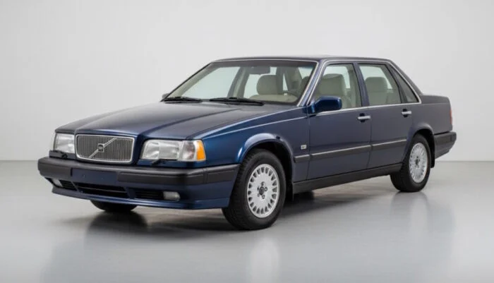 VOLVO S90 (1997 - 1998)