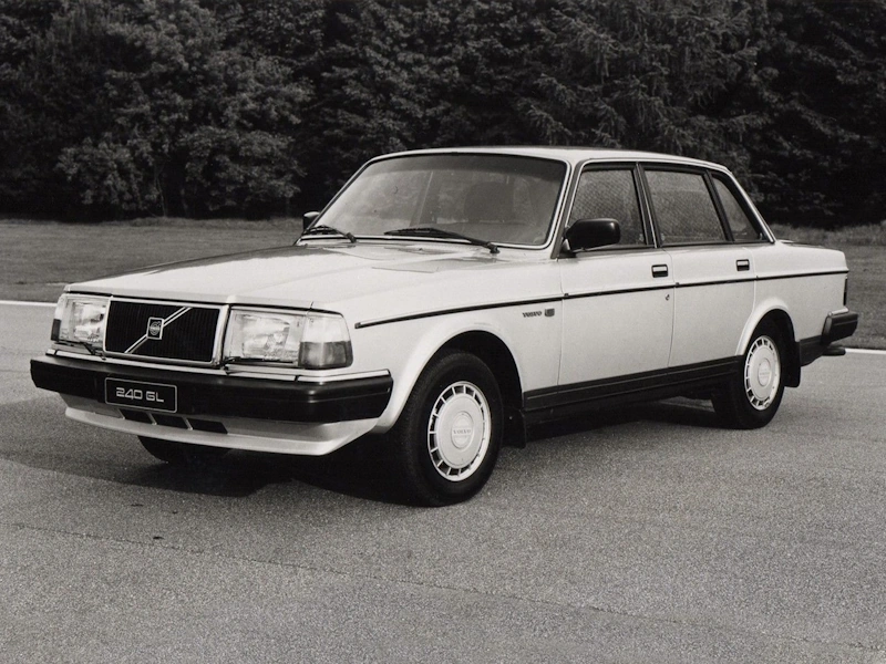 Volvo 244 car