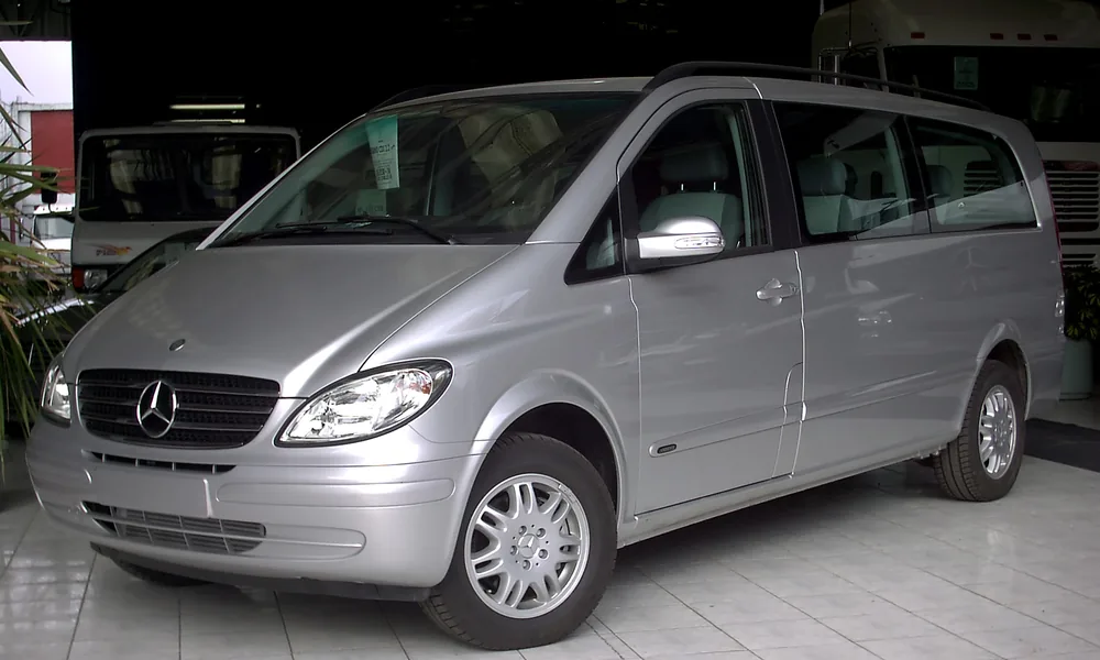 Mercedes-Benz Viano 2.2 CDI Ambiente side view